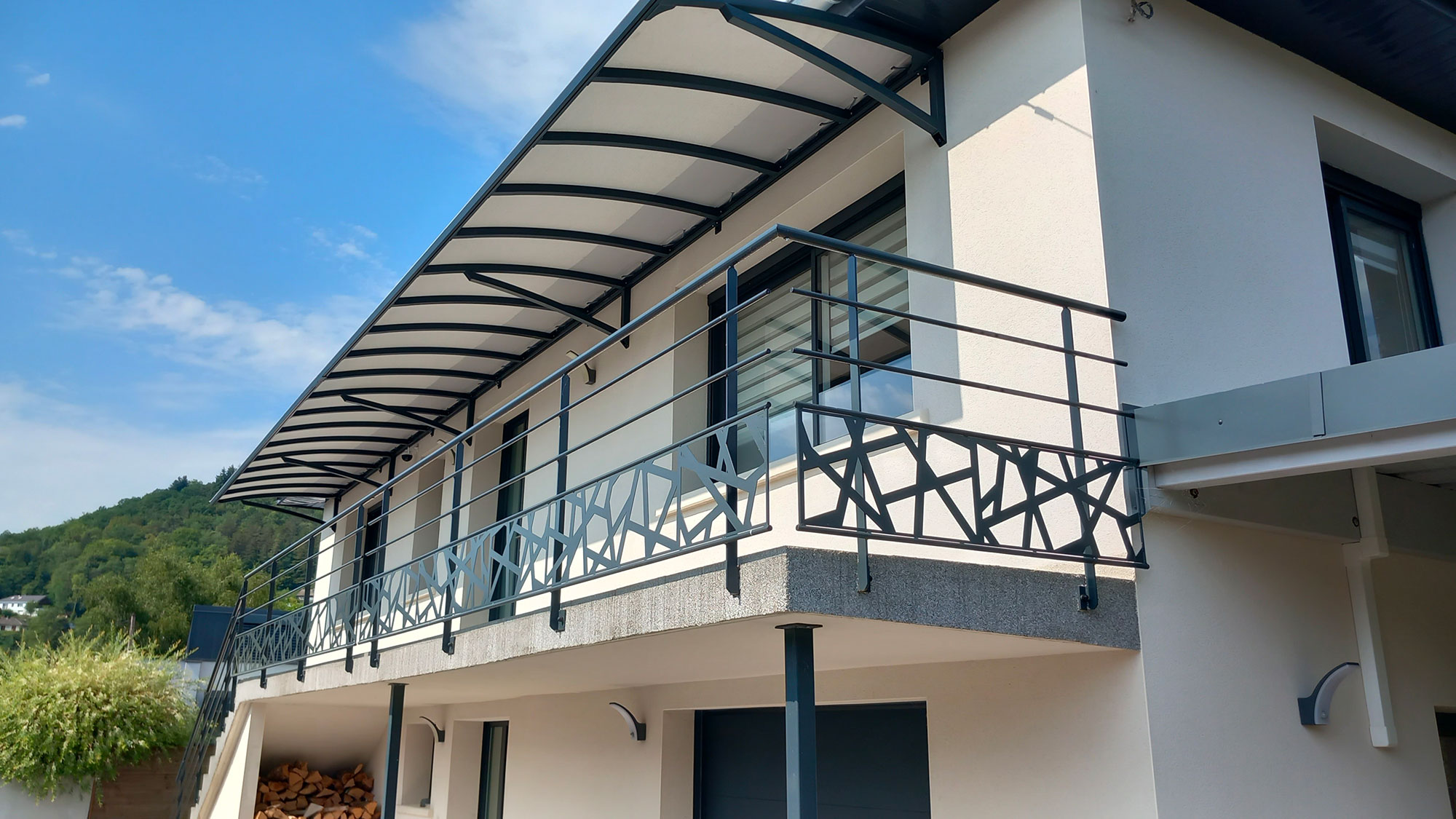 marquise resistante protection solaire sur-mesure